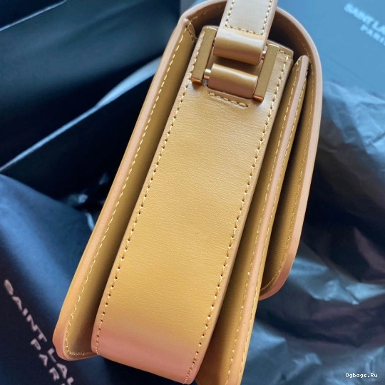 MEDIUM SOLFERINO YSL 0821